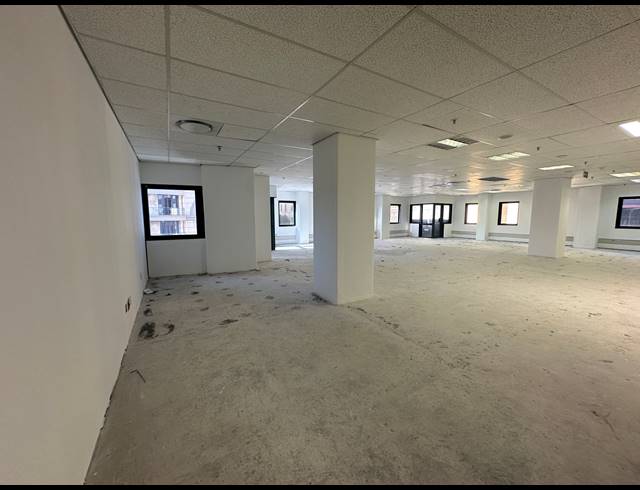 322M² OFFICE TO LET IN SANDTON CENTRAL